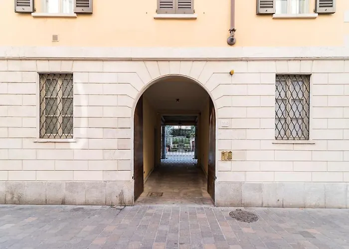 Santa Giuliana Apartment